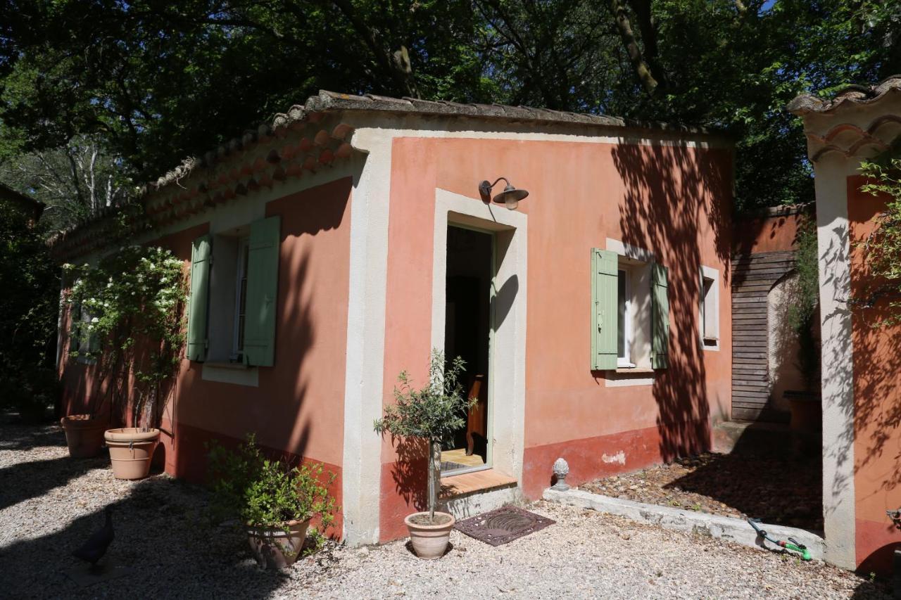 Le Pavillon Vert - B&B Vedène Eksteriør bilde