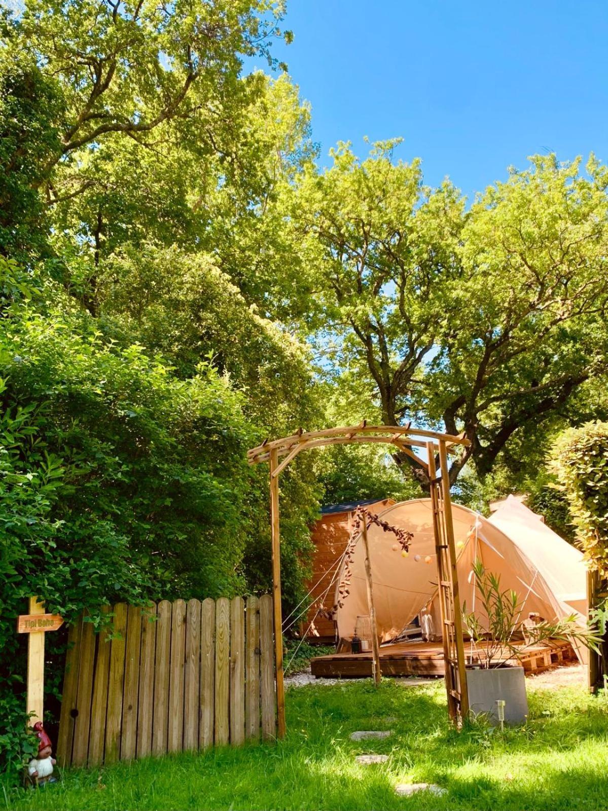 Le Pavillon Vert - B&B Vedène Eksteriør bilde