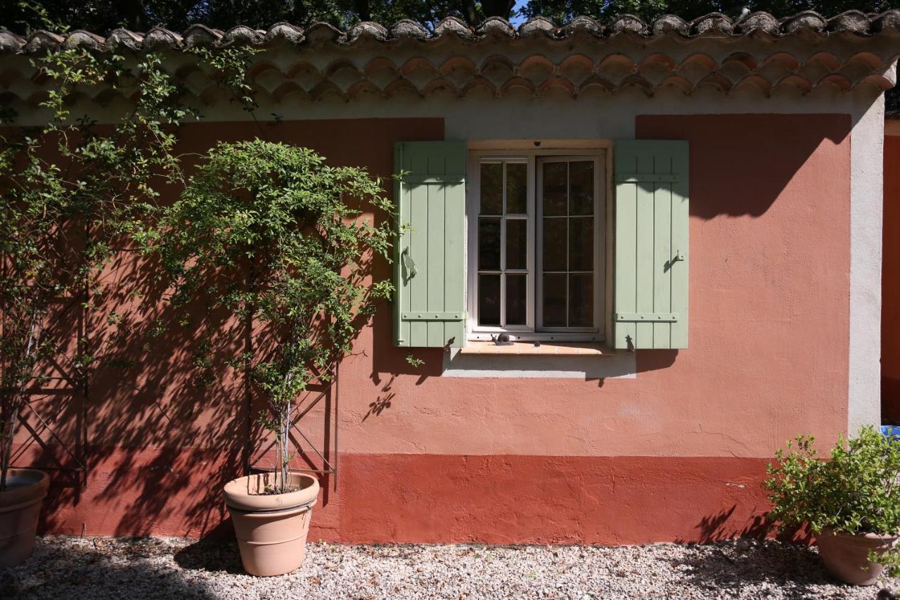 Le Pavillon Vert - B&B Vedène Eksteriør bilde